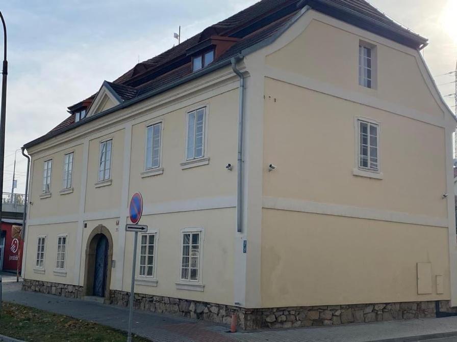 Galerie Vila Lucia 5 -Loft Apartman Plzen Exterior photo